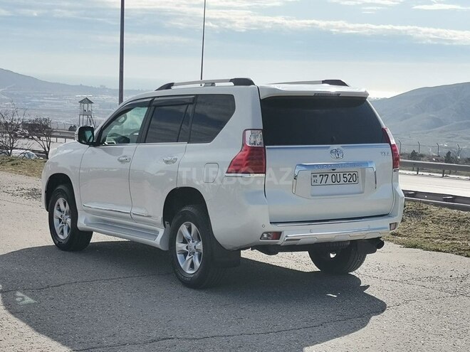 Toyota Land Cruiser Prado 2013, 215,000 km - 2.7 л - Bakı