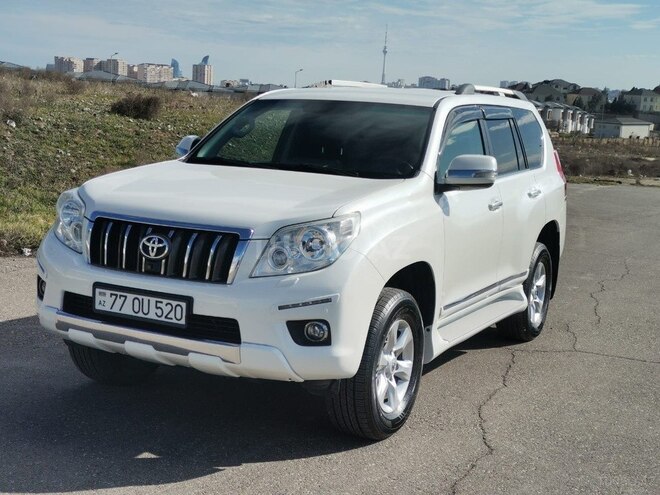 Toyota Land Cruiser Prado 2013, 215,000 km - 2.7 л - Bakı