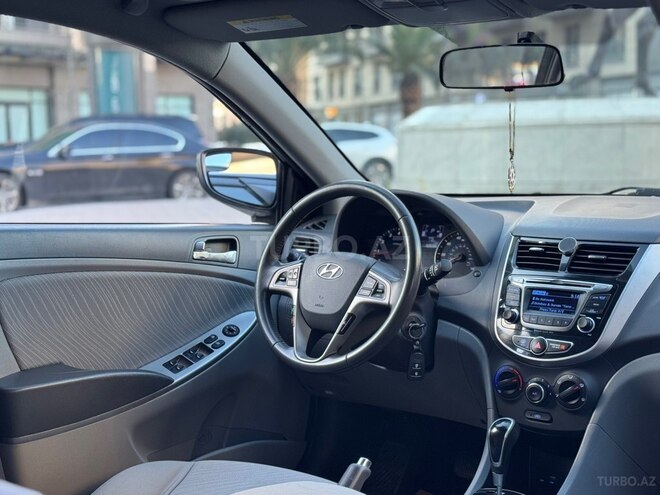Hyundai Accent 2015, 129,671 km - 1.6 l - Bakı