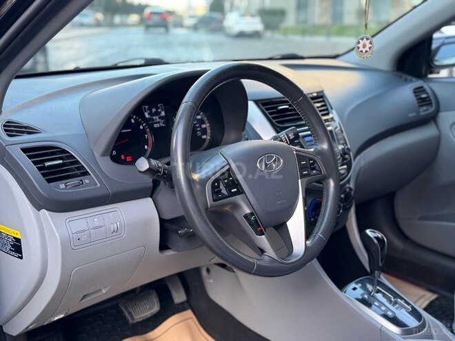 Hyundai Accent 2015, 129,671 km - 1.6 l - Bakı