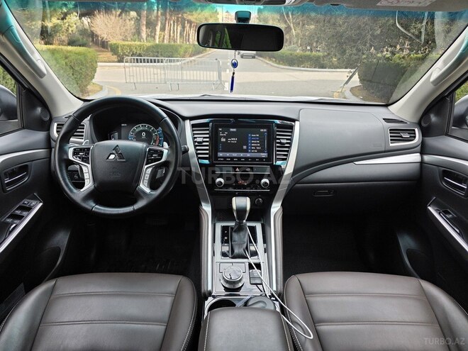 Mitsubishi Pajero Sport 2022, 43,000 km - 3.0 l - Bakı