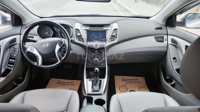 Hyundai Avante 2015, 121,015 km - 1.6 l - Bakı