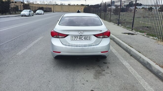 Hyundai Avante 2015, 121,015 km - 1.6 l - Bakı