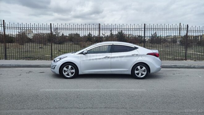 Hyundai Avante 2015, 121,015 km - 1.6 l - Bakı