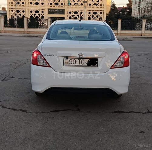 Nissan Sunny 2014, 235,000 km - 1.5 л - Biləsuvar