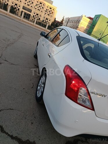 Nissan Sunny 2014, 235,000 km - 1.5 л - Biləsuvar