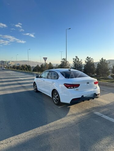Kia Rio 2017, 217,261 km - 1.6 l - Bakı