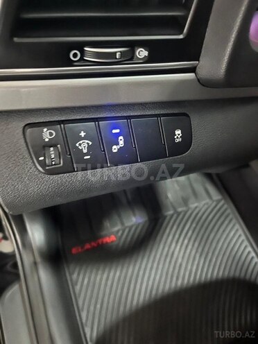 Hyundai Elantra 2017, 199,125 km - 2.0 l - Bakı