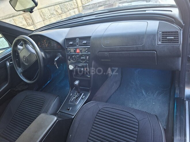 Mercedes C 200 1997, 313,000 km - 2.0 l - Bakı