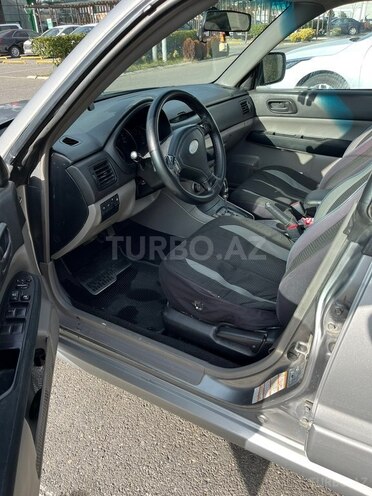 Subaru Forester-12