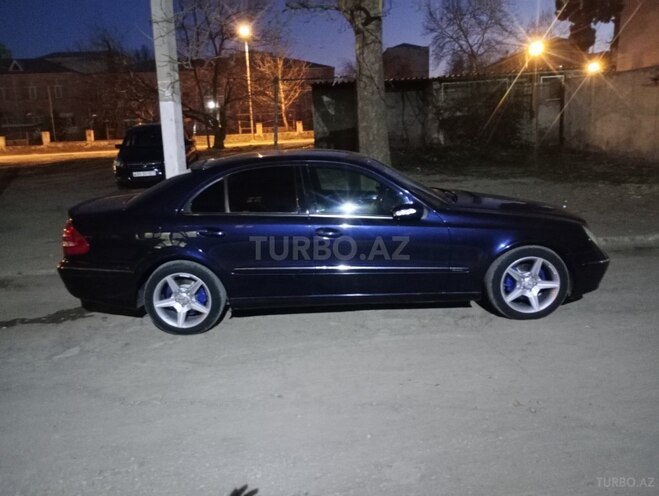 Mercedes E 220 2004, 498,000 km - 2.2 л - Gəncə