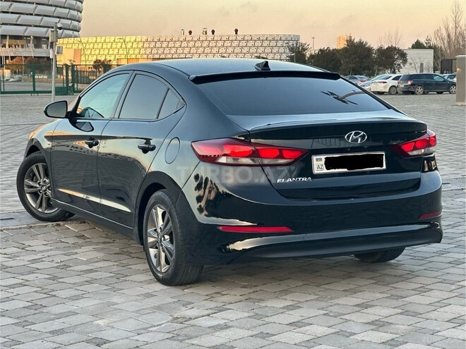 Hyundai Elantra 2016, 208,571 km - 2.0 l - Bakı