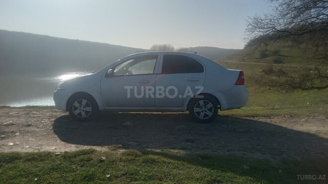 Chevrolet Aveo 2011, 280,000 km - 1.4 l - Quba