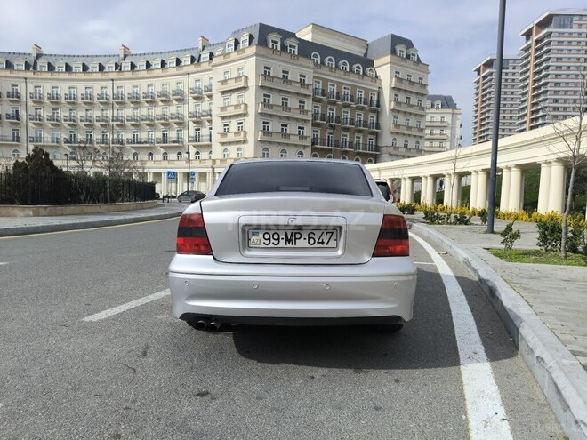 Opel Vectra 1996, 440,000 km - 2.5 l - Bakı