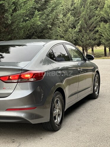 Hyundai Avante 2016, 195,000 km - 1.6 л - Sumqayıt