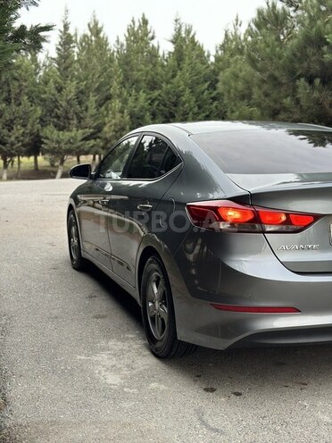 Hyundai Avante 2016, 195,000 km - 1.6 л - Sumqayıt