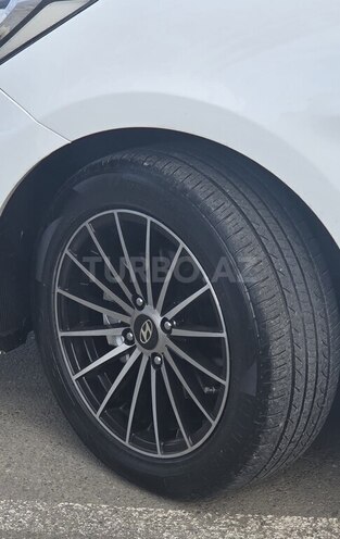 Hyundai Accent 2014, 125,000 km - 1.4 л - Bakı