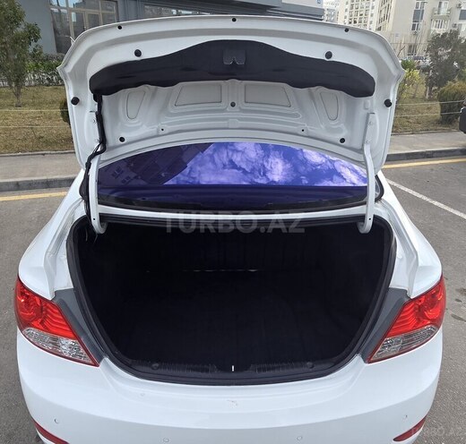 Hyundai Accent 2014, 125,000 km - 1.4 л - Bakı