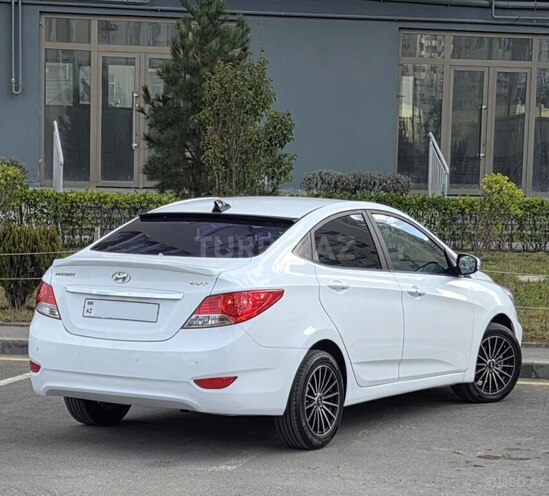 Hyundai Accent 2014, 125,000 km - 1.4 л - Bakı