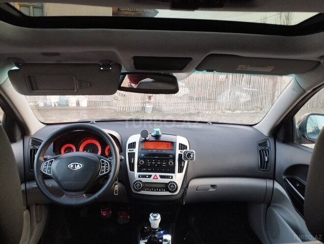 Kia Ceed 2008, 274,000 km - 1.6 л - Bakı