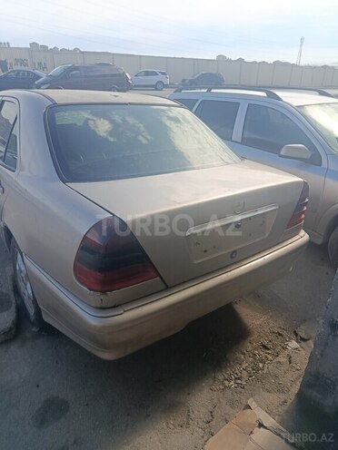 Mercedes C 250 1997, 270,658 km - 2.5 л - Bakı