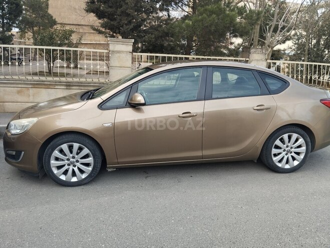 Opel Astra 2014, 84,750 km - 1.4 l - Bakı