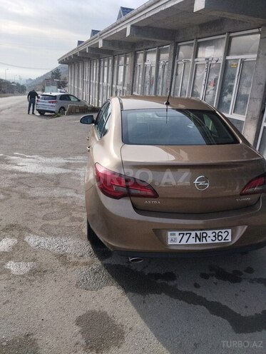 Opel Astra 2014, 84,750 km - 1.4 l - Bakı
