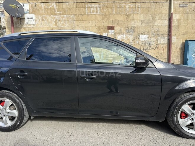 Kia Ceed 2011, 310,000 km - 1.6 l - Bakı