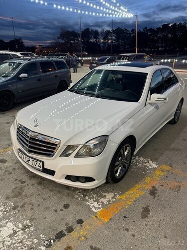 Mercedes E 220 2010, 280,000 km - 2.1 l - Bakı