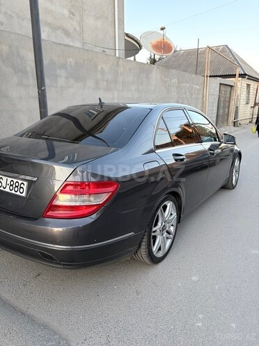 Mercedes C 250-11
