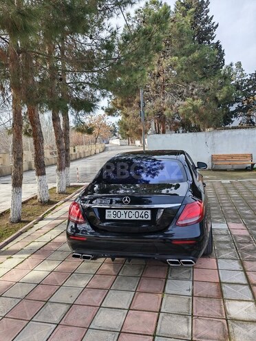 Mercedes E 220 d 2018, 184,600 km - 2.0 l - Bakı