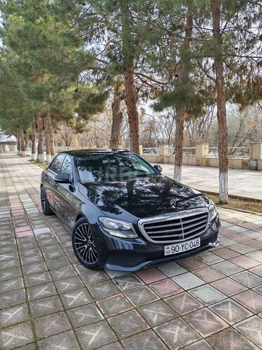 Mercedes E 220 d 2018, 184,600 km - 2.0 l - Bakı