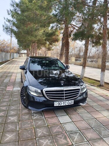 Mercedes E 220 d 2018, 184,600 km - 2.0 l - Bakı