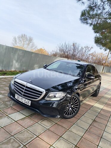 Mercedes E 220 d 2018, 184,600 km - 2.0 l - Bakı