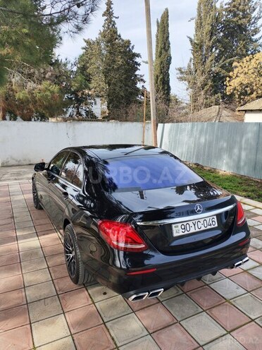 Mercedes E 220 d 2018, 184,600 km - 2.0 l - Bakı