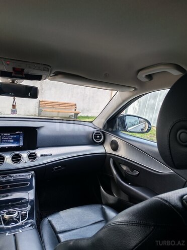 Mercedes E 220 d 2018, 184,600 km - 2.0 l - Bakı