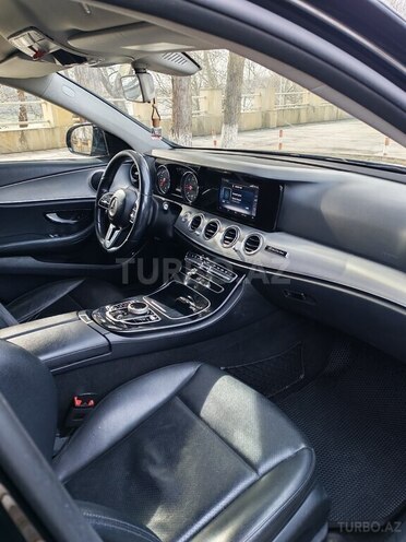 Mercedes E 220 d 2018, 184,600 km - 2.0 l - Bakı