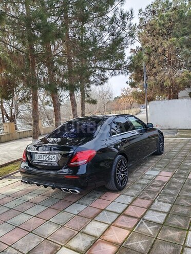 Mercedes E 220 d 2018, 184,600 km - 2.0 l - Bakı