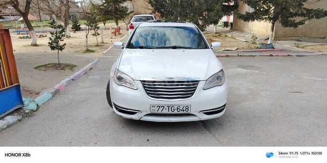 Chrysler 200-2