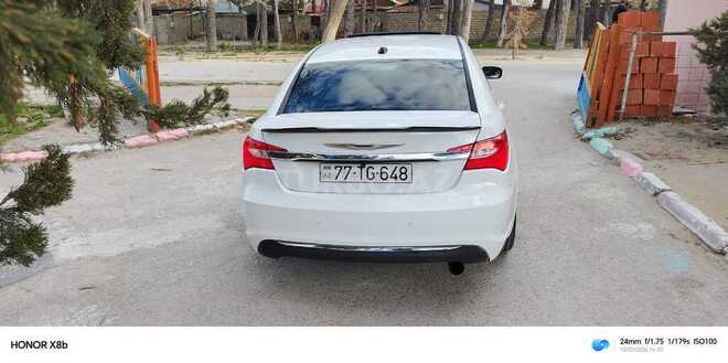 Chrysler 200-17