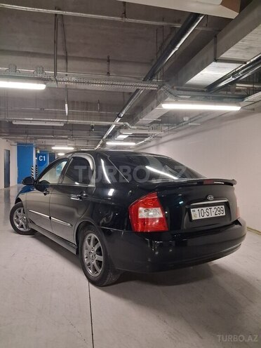 Kia Cerato-5