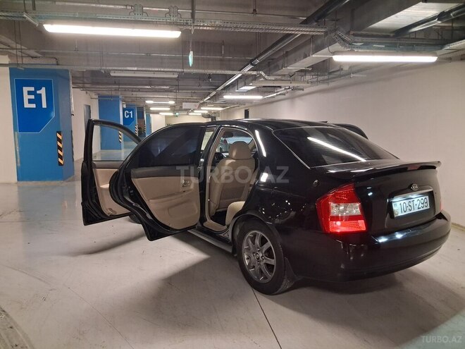 Kia Cerato-9