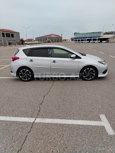 Toyota Corolla-4