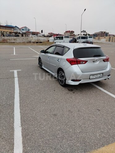 Toyota Corolla-5
