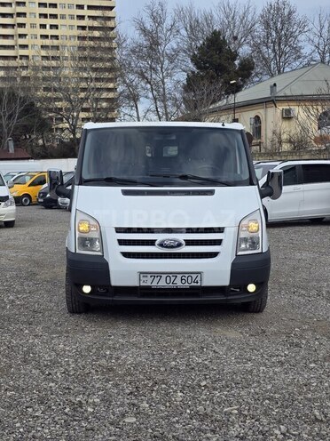 Ford Transit-1