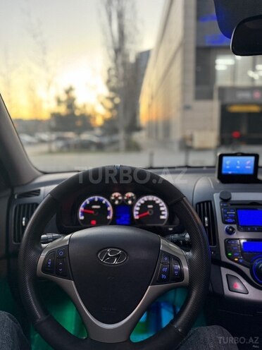 Hyundai i30-8