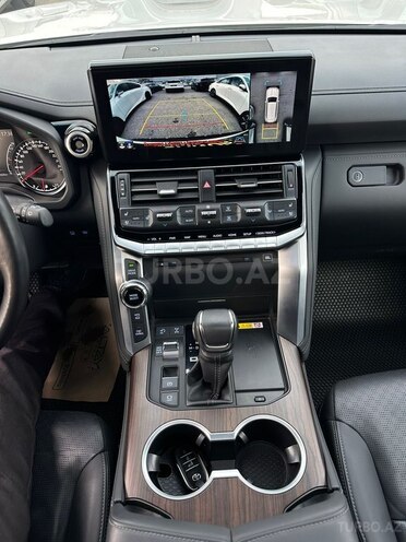 Toyota Land Cruiser-10
