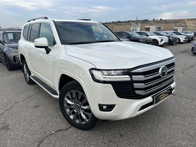 Toyota Land Cruiser-3