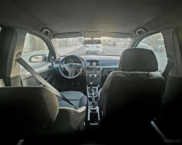Opel Astra 2006, 295,100 km - 1.3 l - Bakı