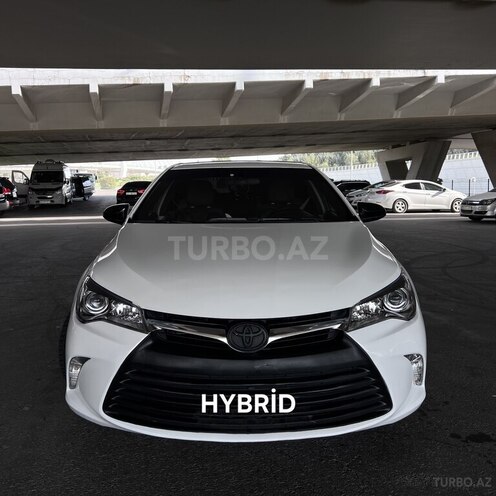 Toyota Camry-1